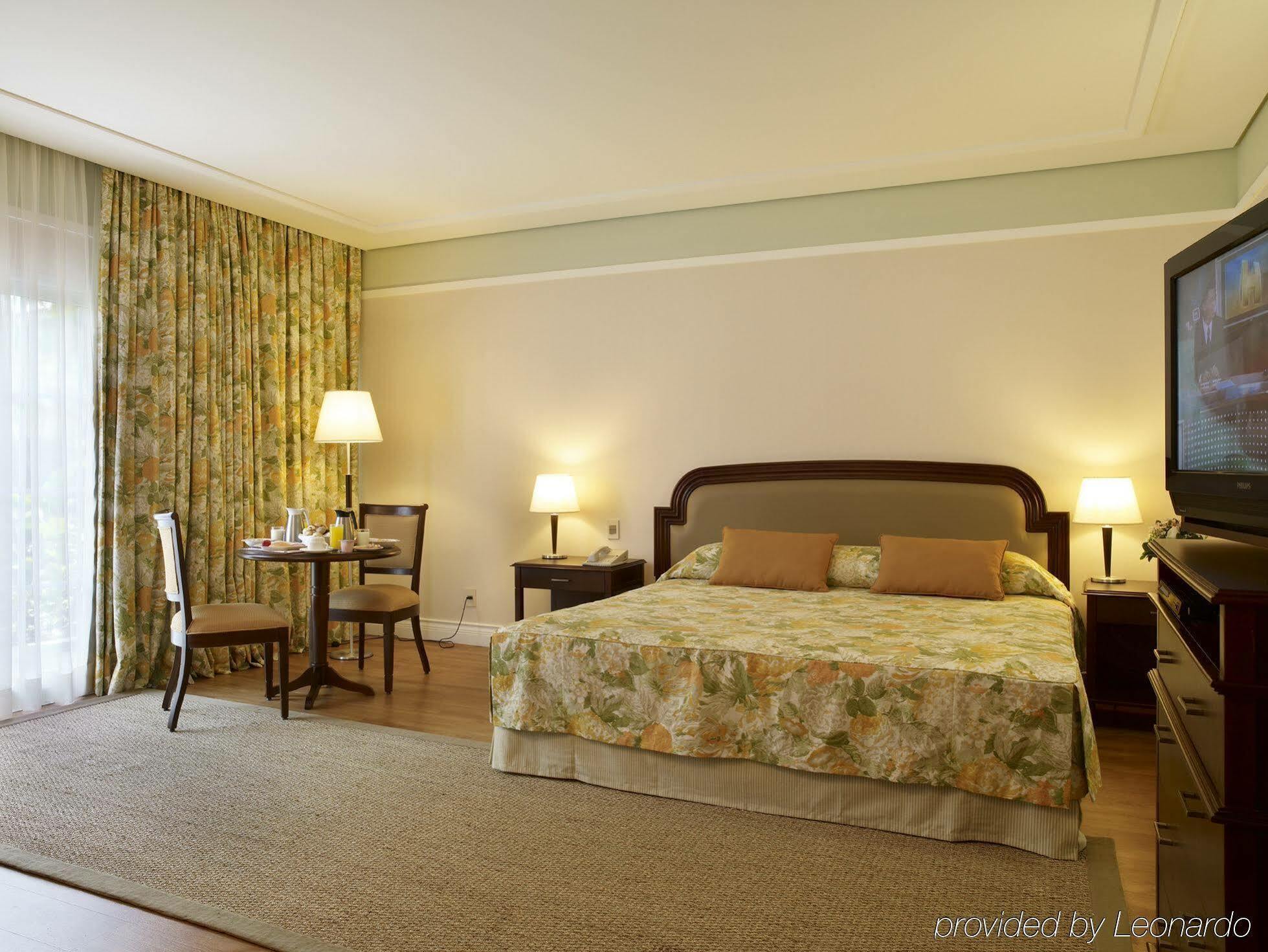 Royal Palm Plaza 5*
